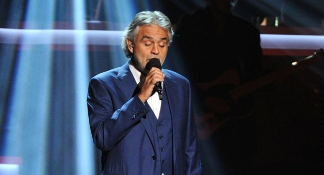 Andrea Bocelli Sings An Emotional Tribute To Stevie Wonder