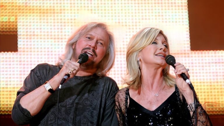 Barry Gibb’s Beautiful Duet With Olivia Newton – John Is Just Too Good ...